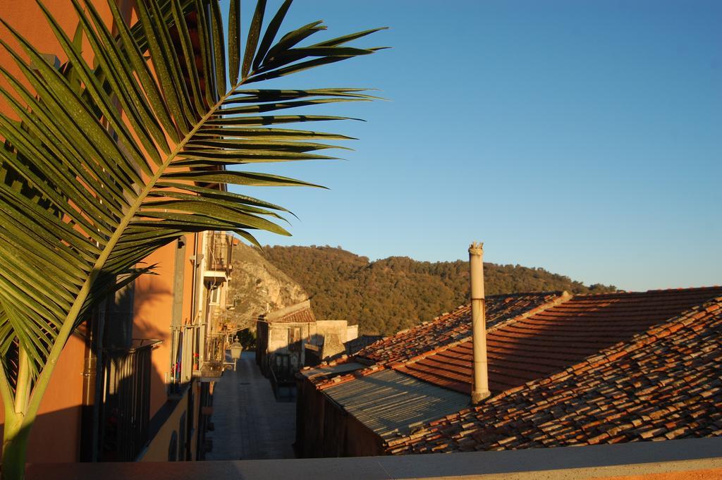 L'Arco Dei Sogni Ξενοδοχείο Malvagna Εξωτερικό φωτογραφία